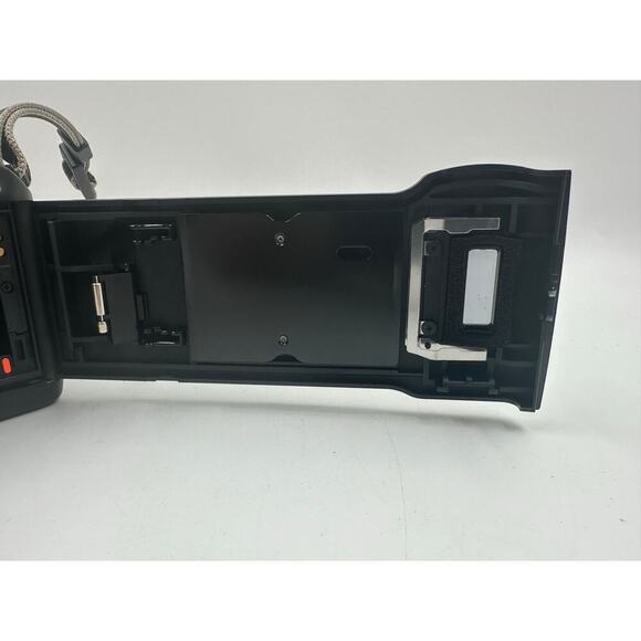 Canon EOS Rebel S 35mm SLR Film Camera w/ EF 35-80mm Lens UNTESTED - Picture 8 of 9